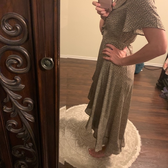 Floral Ruffle Wrap Dress - Picture 3 of 8